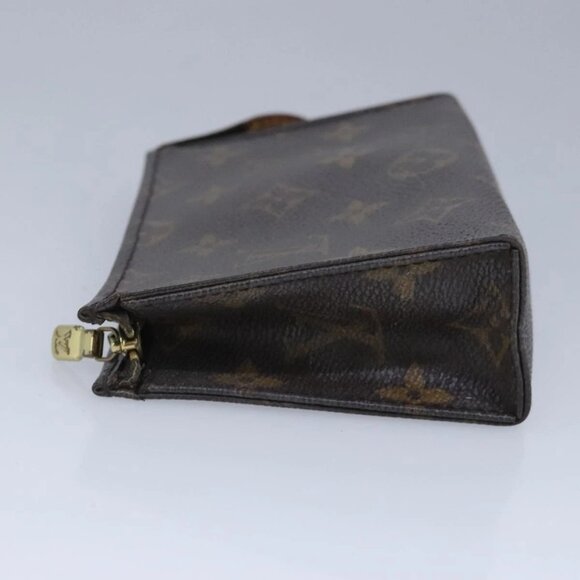 LOUIS VUITTON Monogram Poche Toilette 15 Pouch M47546 LV Auth 101023 - Picture 8 of 16